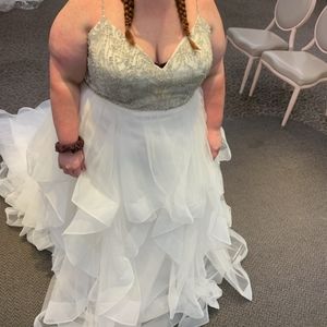 David's Bridal size 22